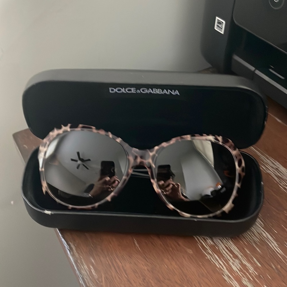 Dolce & Gabbana DG4163P 1985/13 brown tortoise sunglasses with logo black case